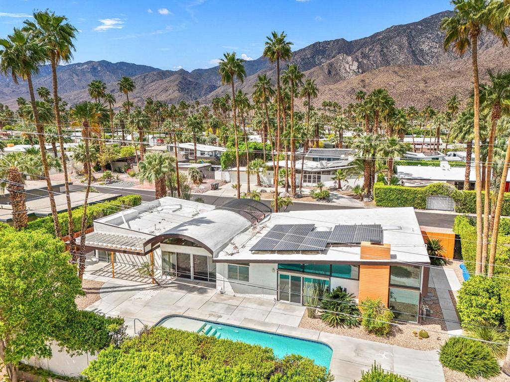 Palm Springs, CA 92264,1986 Yucca PL