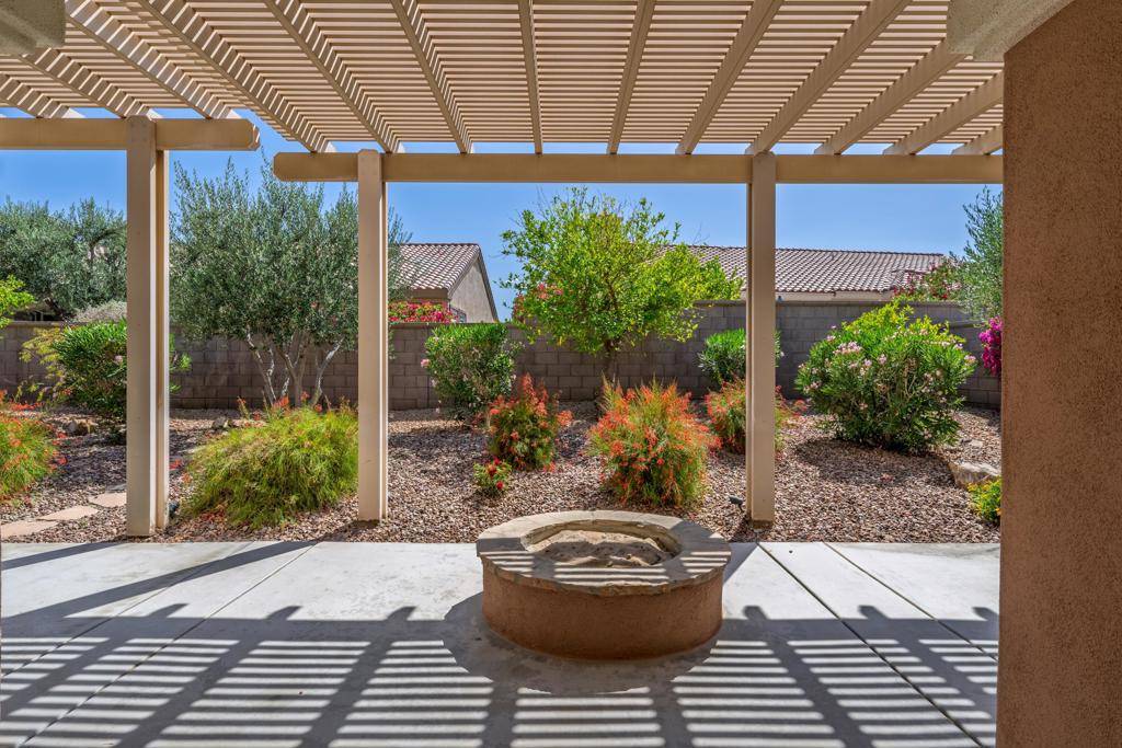 Palm Desert, CA 92211,78123 Foxbrook LN