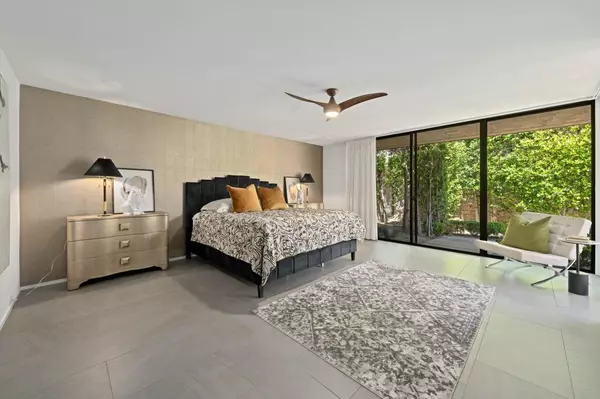 Rancho Mirage, CA 92270,1 Lehigh CT