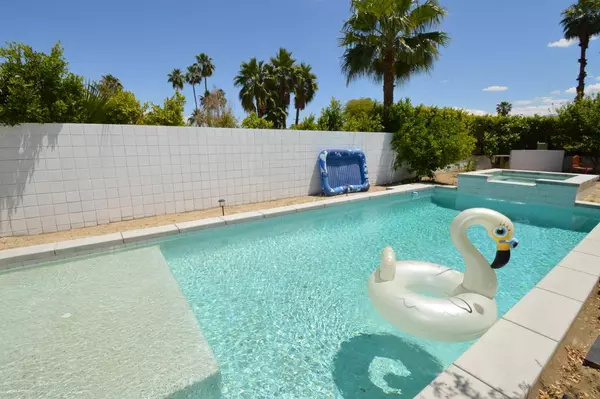 Palm Springs, CA 92264,3882 E Sunny Dunes RD