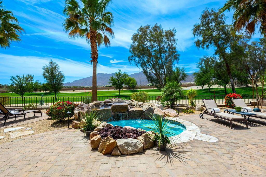81361 Rustic Canyon DR, La Quinta, CA 92253