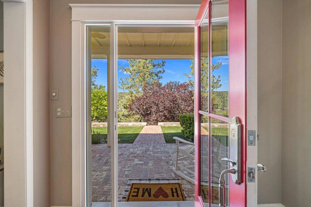 Mountain Center, CA 92561,38241 Bunny LN