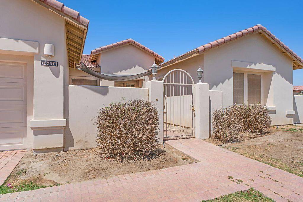 Palm Desert, CA 92260,74630 Moss Rose DR