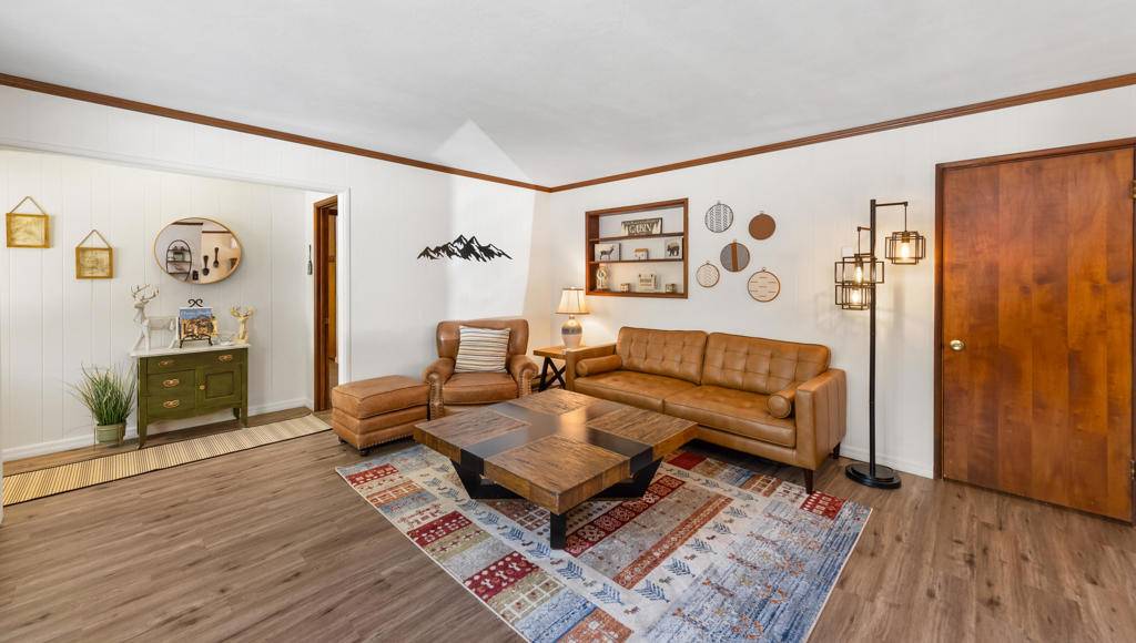 Idyllwild, CA 92549,54700 S Circle DR