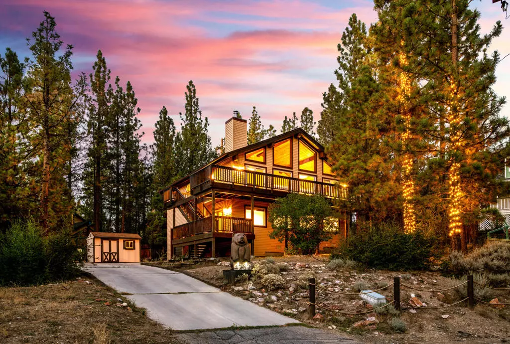 Big Bear, CA 92315,42452 Holiday LN