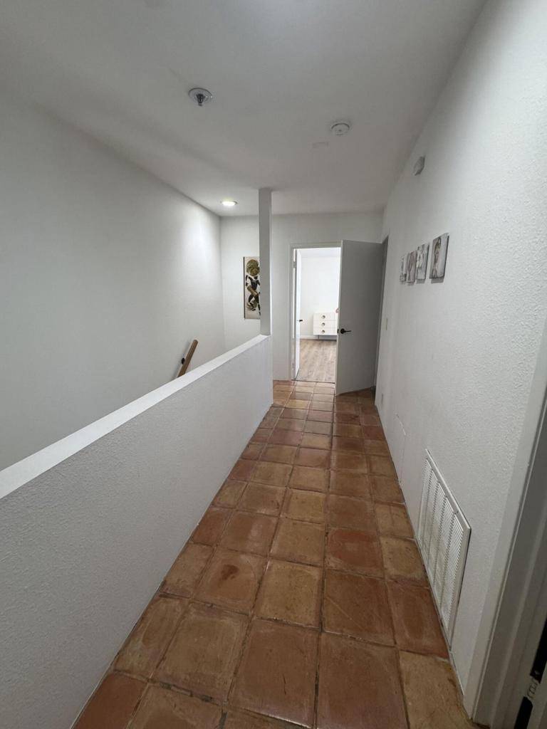 Palm Springs, CA 92262,280 S Avenida Caballeros #214