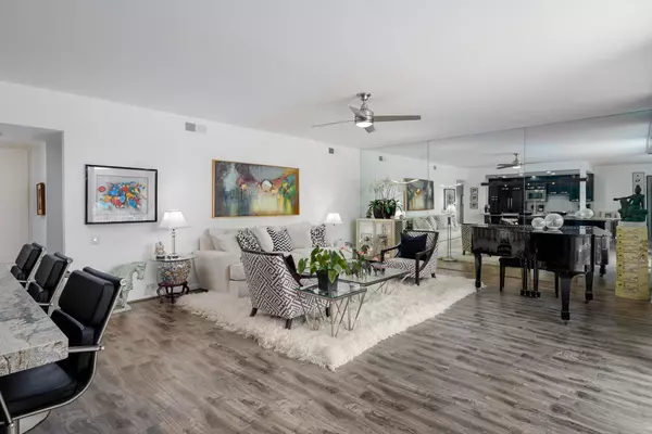 Palm Springs, CA 92264,477 Desert Lakes DR