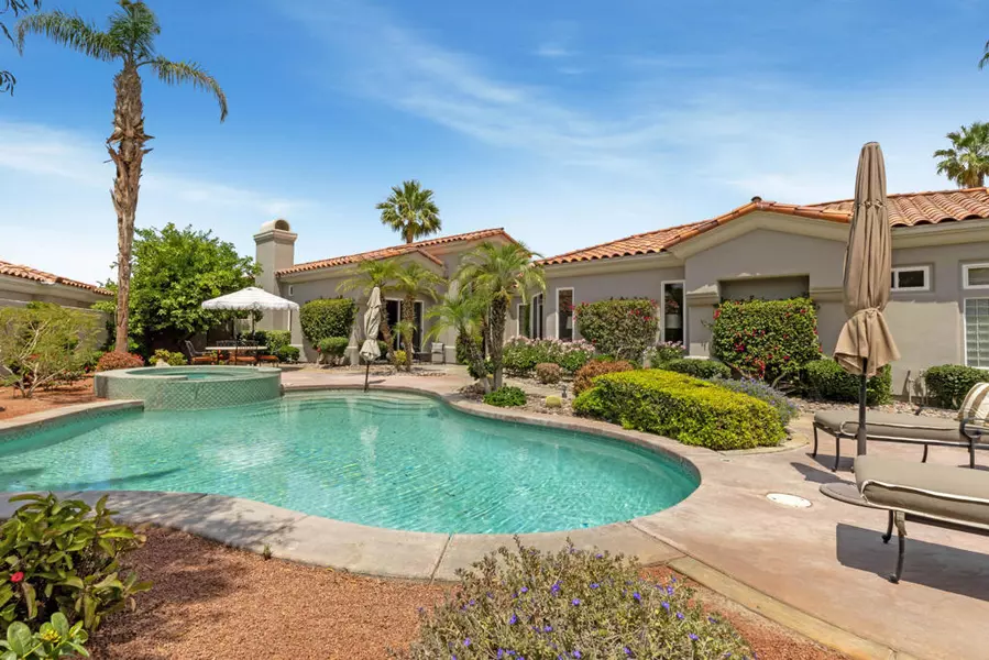 761 Dove Run CIR, Palm Desert, CA 92211