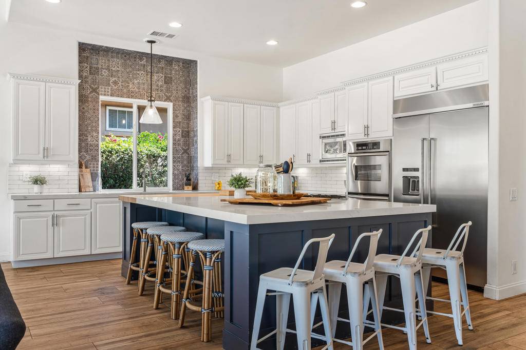 La Quinta, CA 92253,80030 Via Valerosa