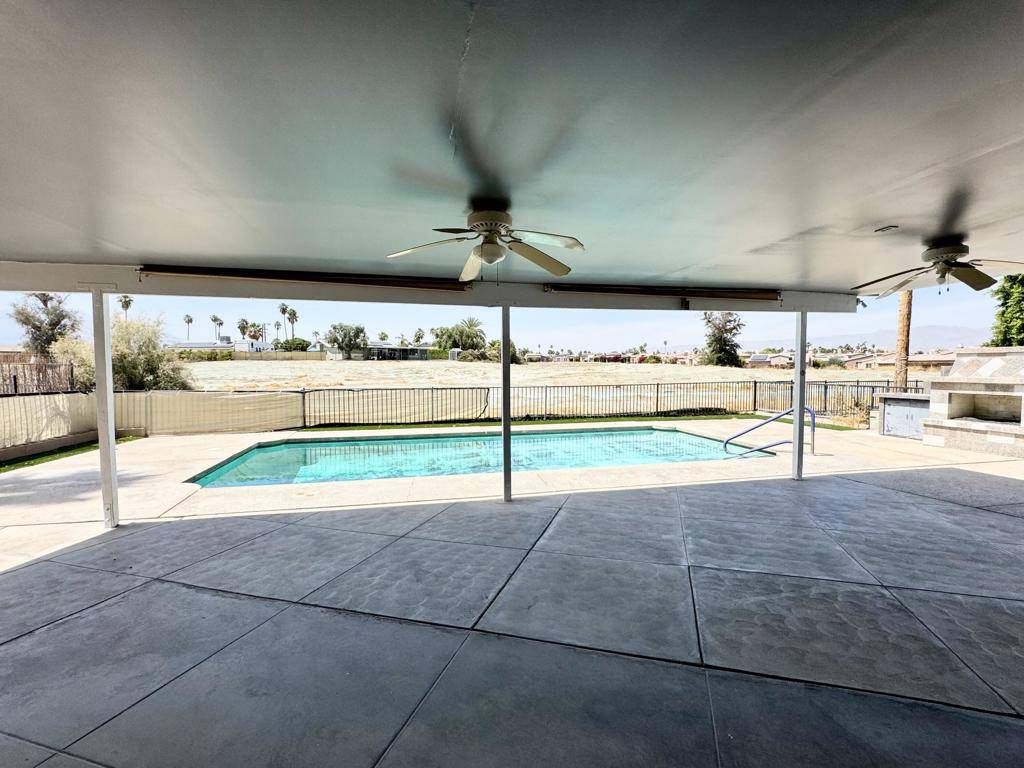 Palm Desert, CA 92211,77110 Indiana AVE