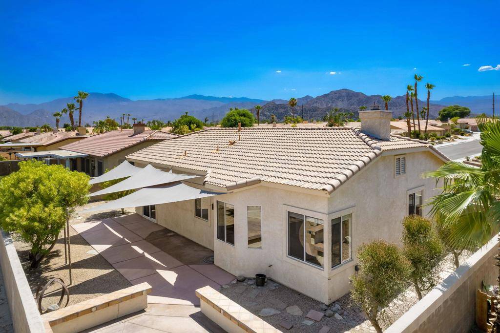 La Quinta, CA 92253,45160 Debbie DR