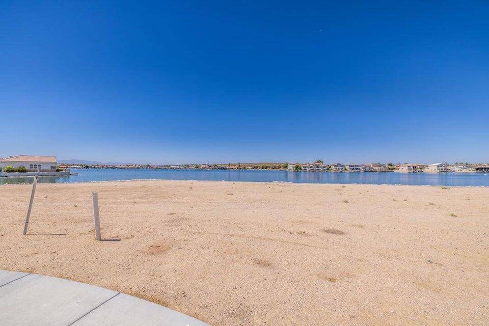 27160 Vista RD #45, Helendale, CA 92342