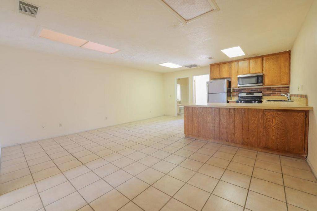Helendale, CA 92342,27160 Vista RD #45