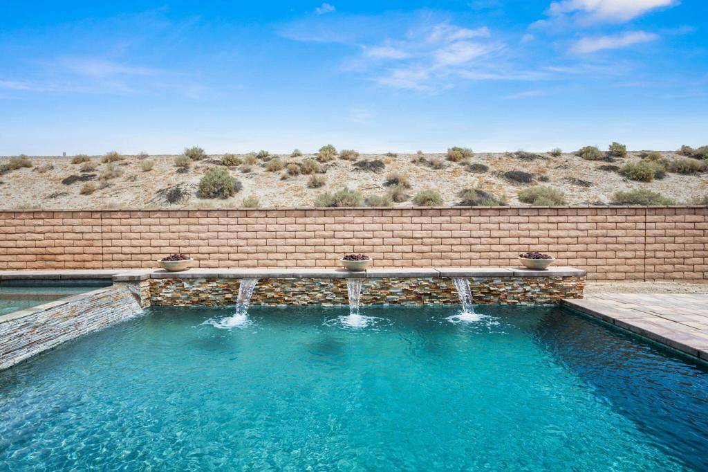 Indio, CA 92203,80572 Ullswater DR