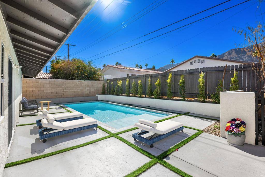 La Quinta, CA 92253,52885 Avenida Carranza