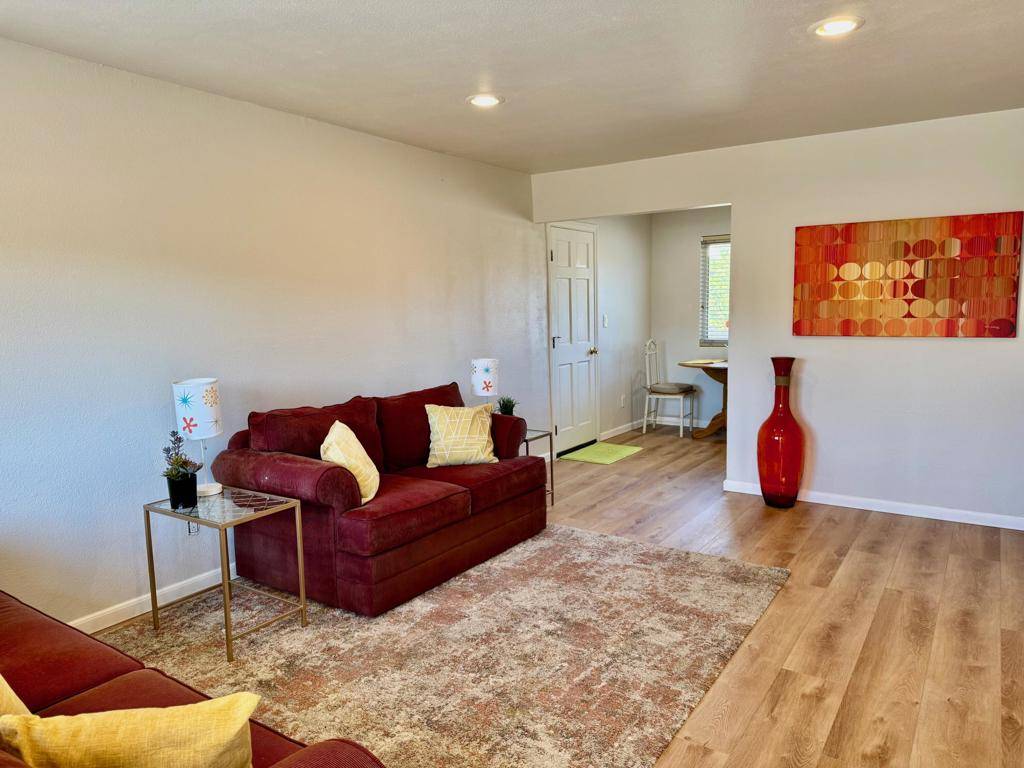Palm Desert, CA 92260,72766 Tampico DR