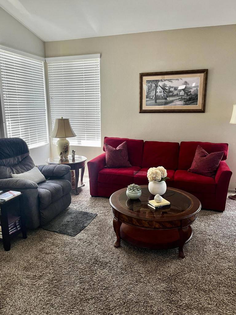 Palm Desert, CA 92211,42764 Edessa