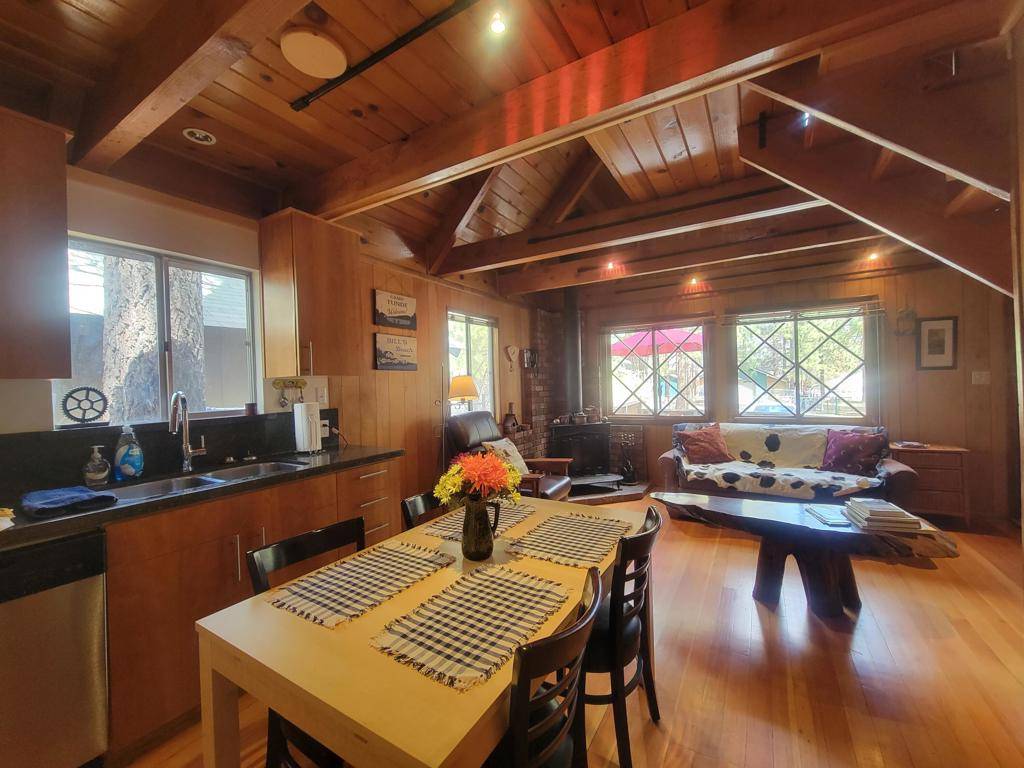 Big Bear, CA 92314,736 E Meadow LN