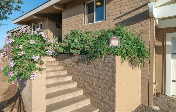 Fallbrook, CA 92028,4782 Sleeping Indian RD