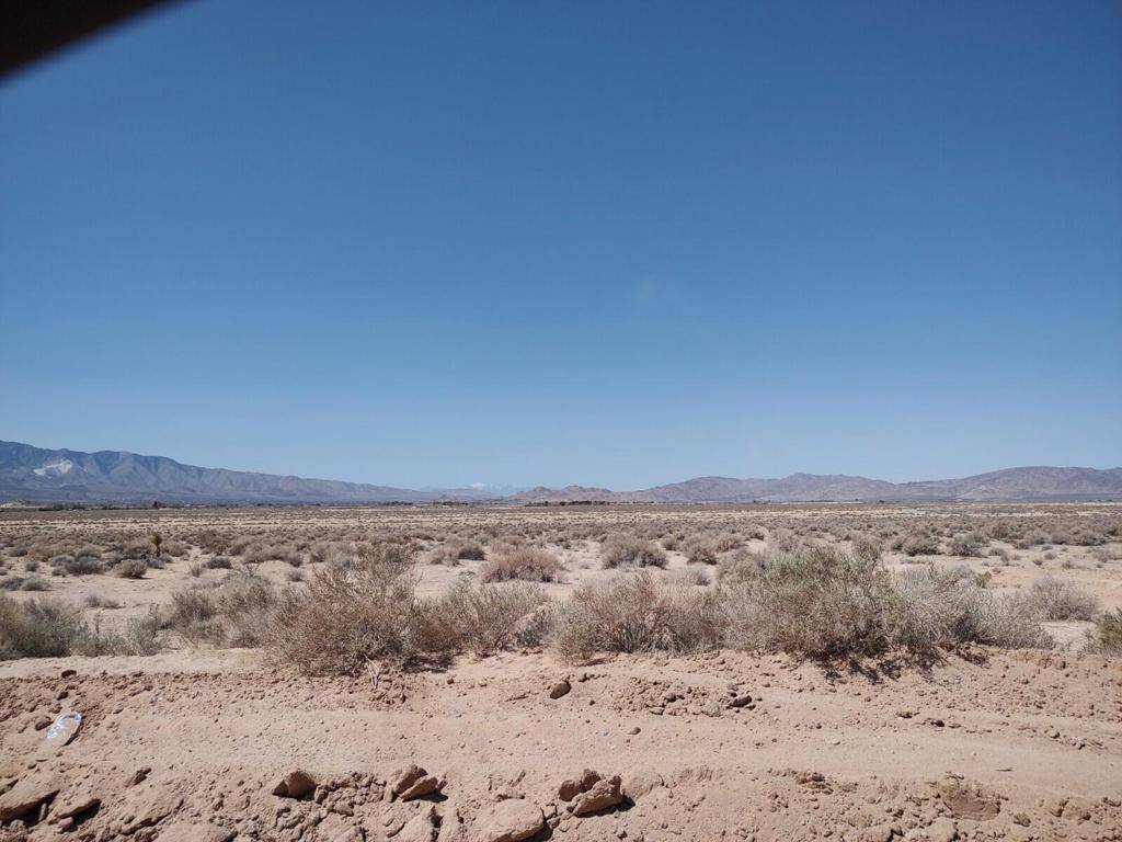 Lucerne Valley, CA 92356,2 Camp Rock Rd & Sherman Way