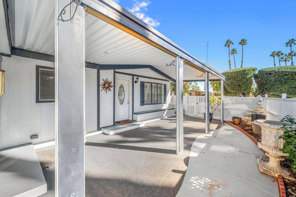Cathedral City, CA 92234,474 Cll Madrigal