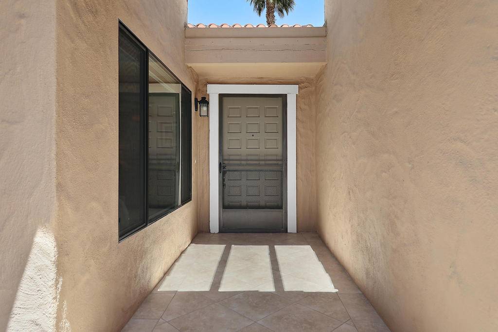 Palm Desert, CA 92260,352 Villena WAY