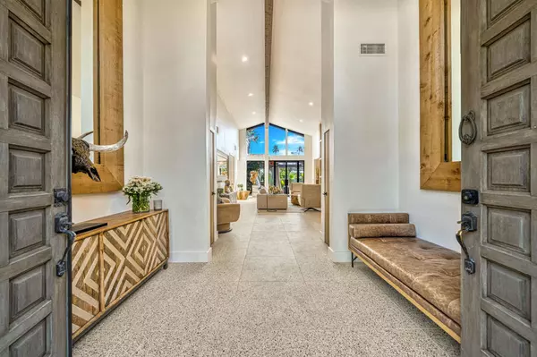 17 Lincoln PL, Rancho Mirage, CA 92270