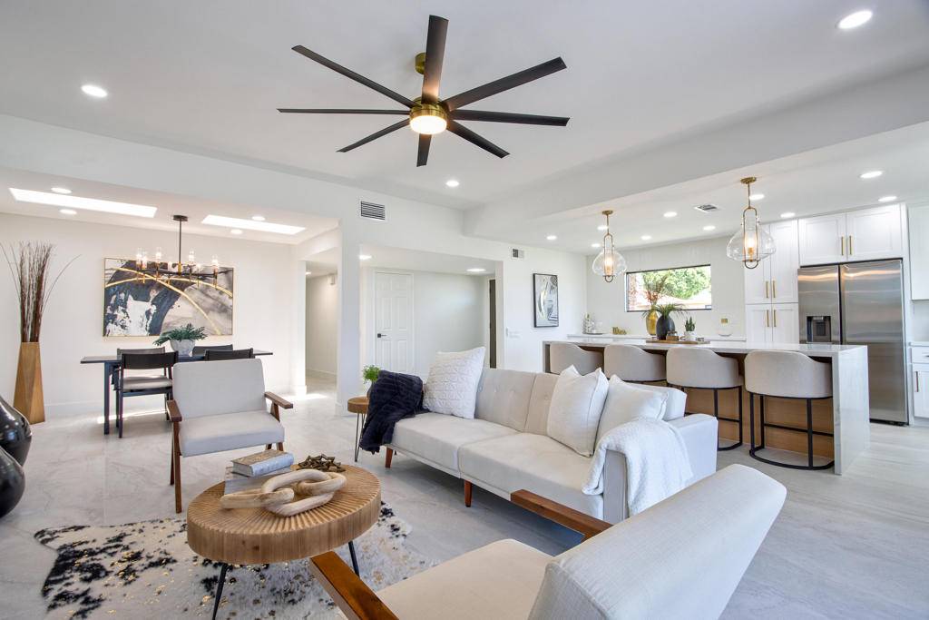 34 La Cerra DR, Rancho Mirage, CA 92270