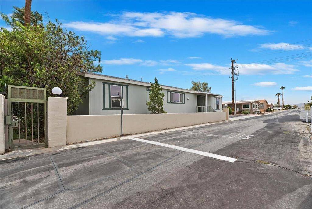 Desert Hot Springs, CA 92240,14777 Palm Drive, Spc 69