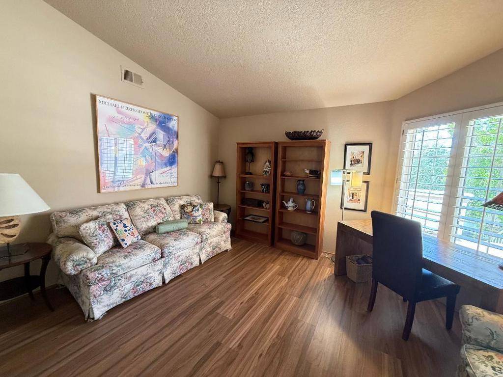 Palm Desert, CA 92211,688 Vista Lago CIR N