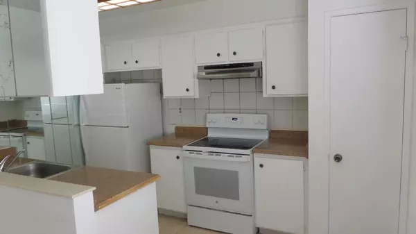 Palm Desert, CA 92260,72601 Edgehill DR #1