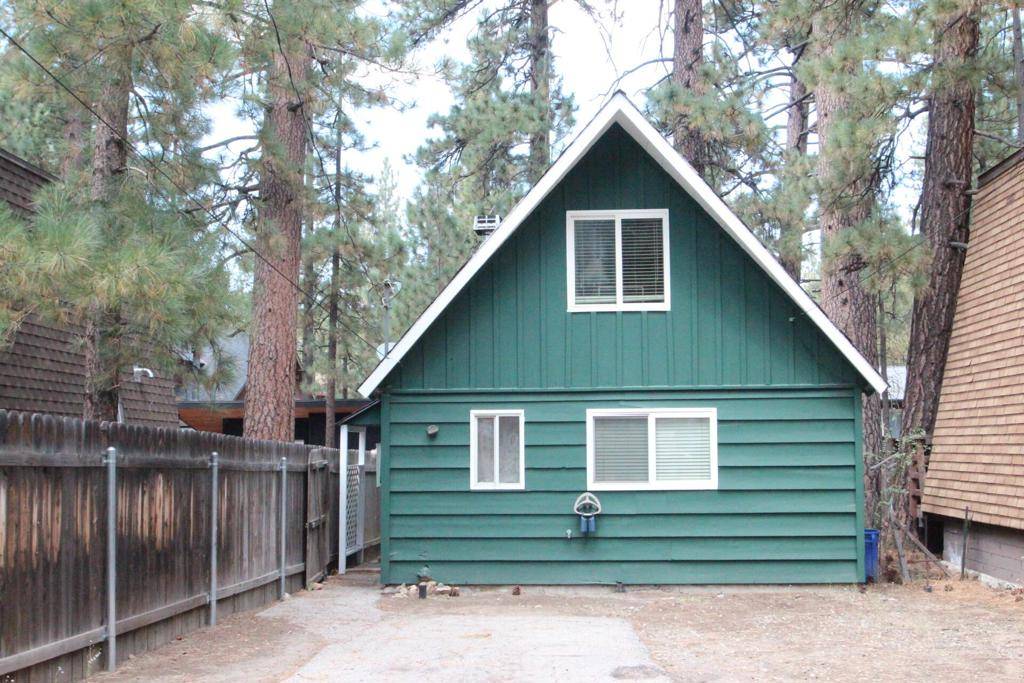 Big Bear, CA 92314,907 W Rainbow BLVD