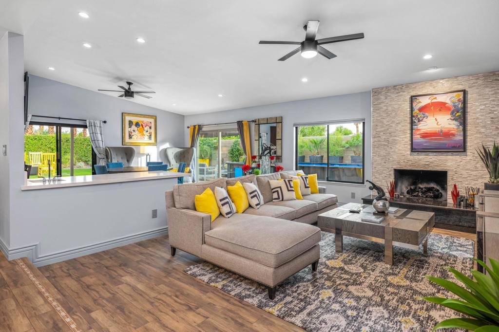 Palm Springs, CA 92262,1289 E Caleta WAY
