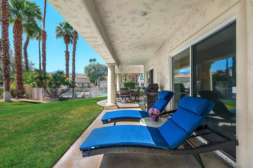 Palm Desert, CA 92211,618 Vista Lago CIR N