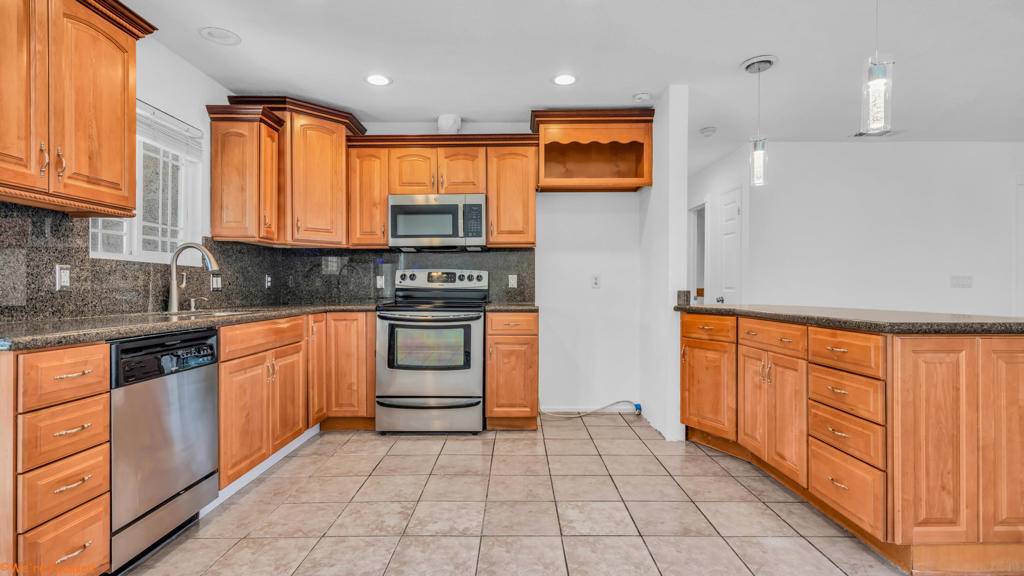 La Quinta, CA 92253,52190 Avenida Rubio