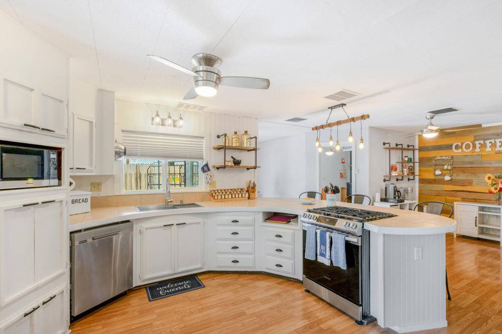 Palm Desert, CA 92260,9 Prickley Pear Lane