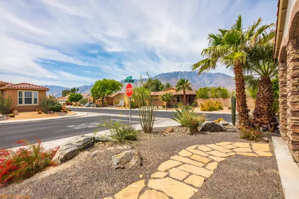 Palm Springs, CA 92262,2574 Windmill WAY