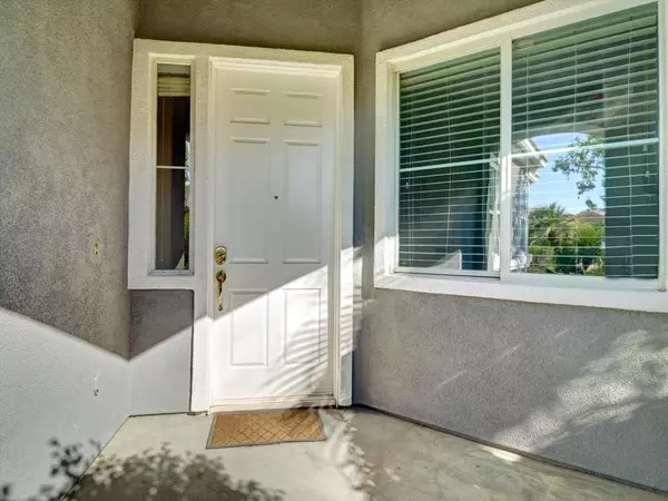 Indio, CA 92201,80418 Dumphries CT