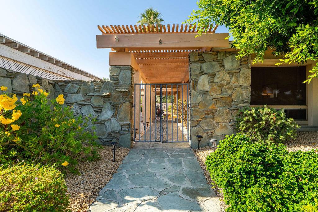 214 International BLVD, Rancho Mirage, CA 92270