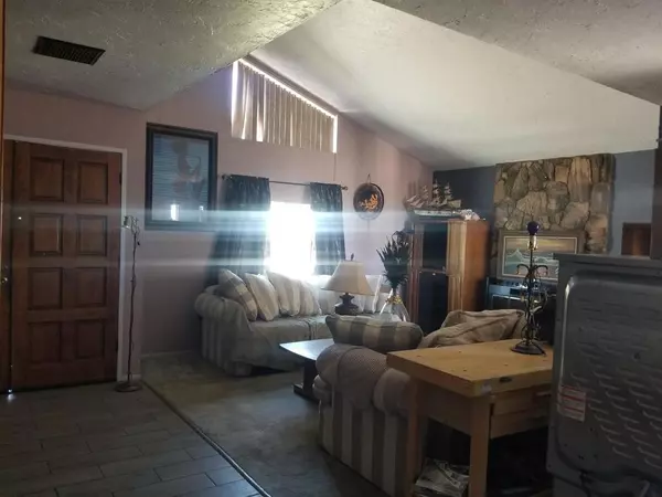 Ridgecrest, CA 93555,1230 N Las Posas CT