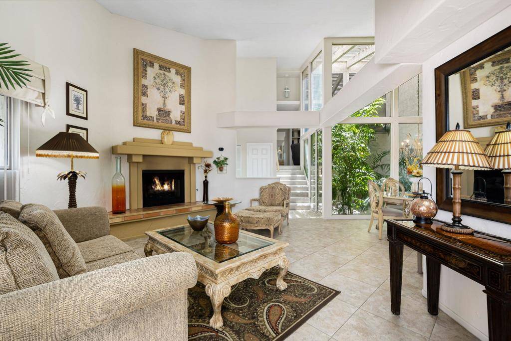 Palm Desert, CA 92260,45320 Driftwood DR