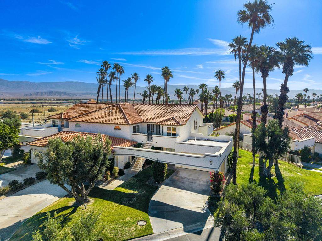 Palm Desert, CA 92211,510 Desert Falls DR N