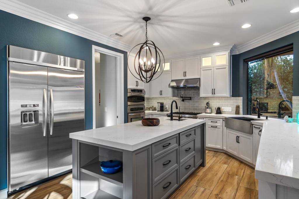 Palm Desert, CA 92260,72687 Spyglass LN