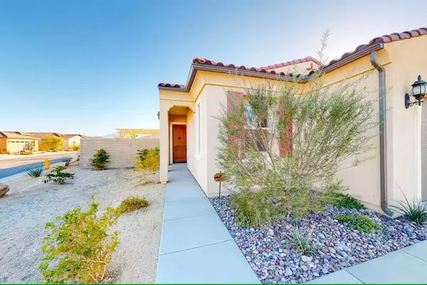 Rancho Mirage, CA 92270,23 Vintage