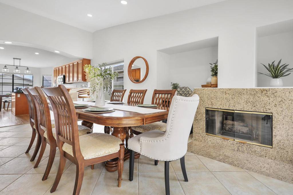 La Quinta, CA 92253,47845 Via Jardin