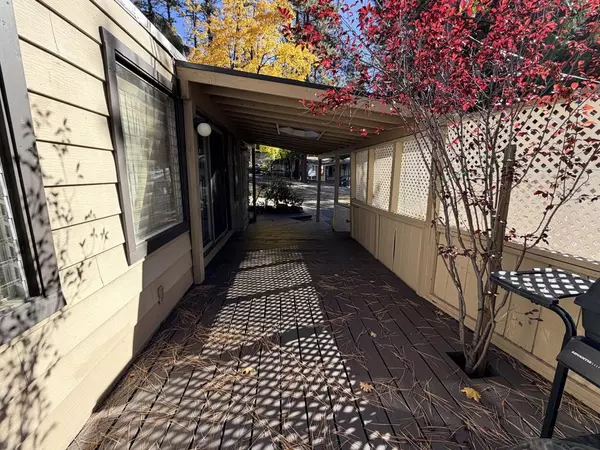 Idyllwild, CA 92549,25955 Hwy 243 #6