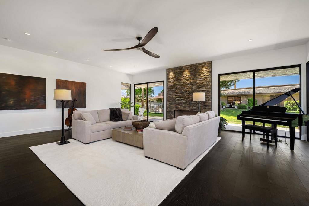 Rancho Mirage, CA 92270,6 Amherst CT