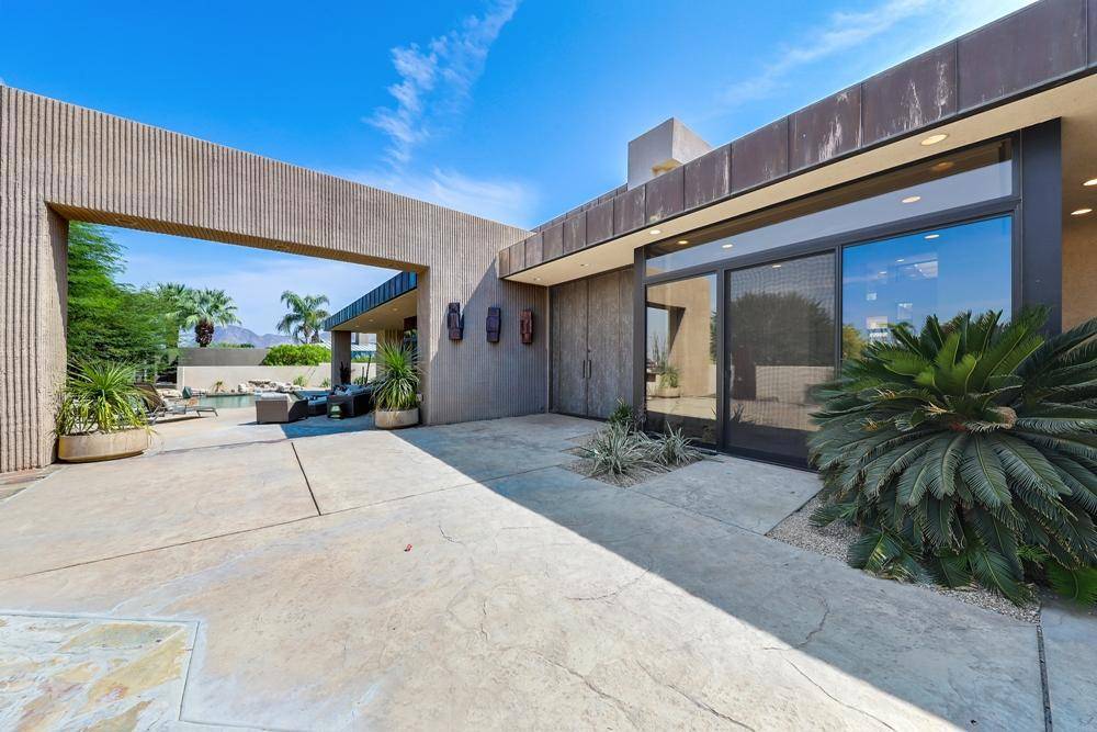 Palm Desert, CA 92260,73115 Crosby LN