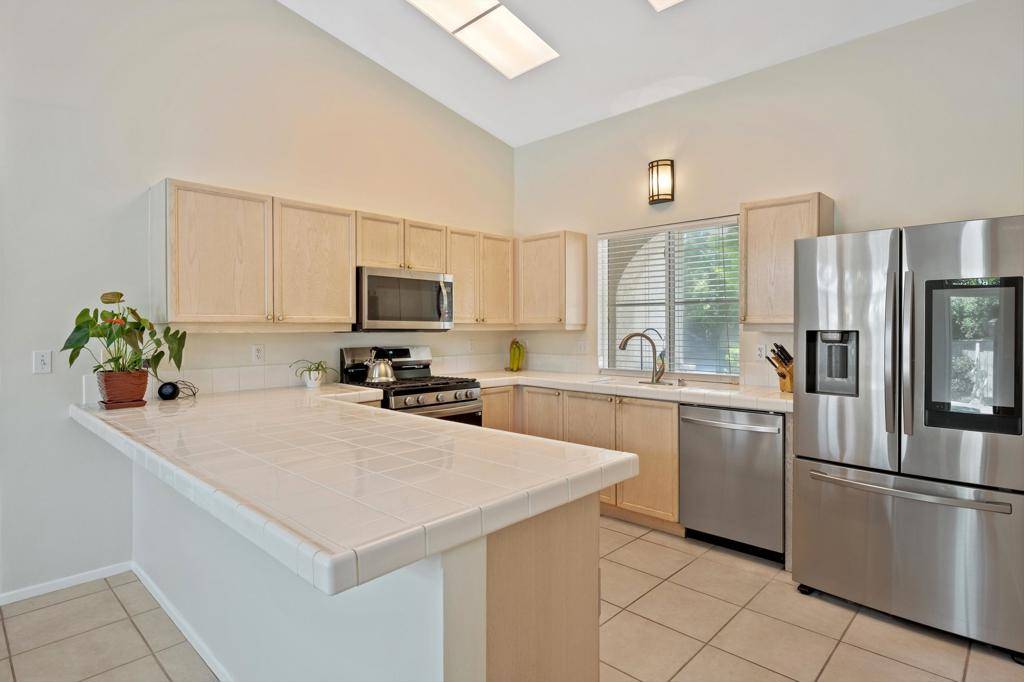 Cathedral City, CA 92234,69350 Las Gardenias