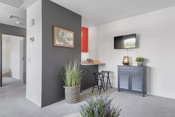 Palm Springs, CA 92262,470 S Calle Encilia #B13